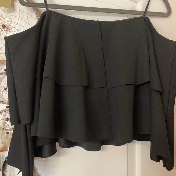 Off the shoulder bat wing top - Picture 3 of 4